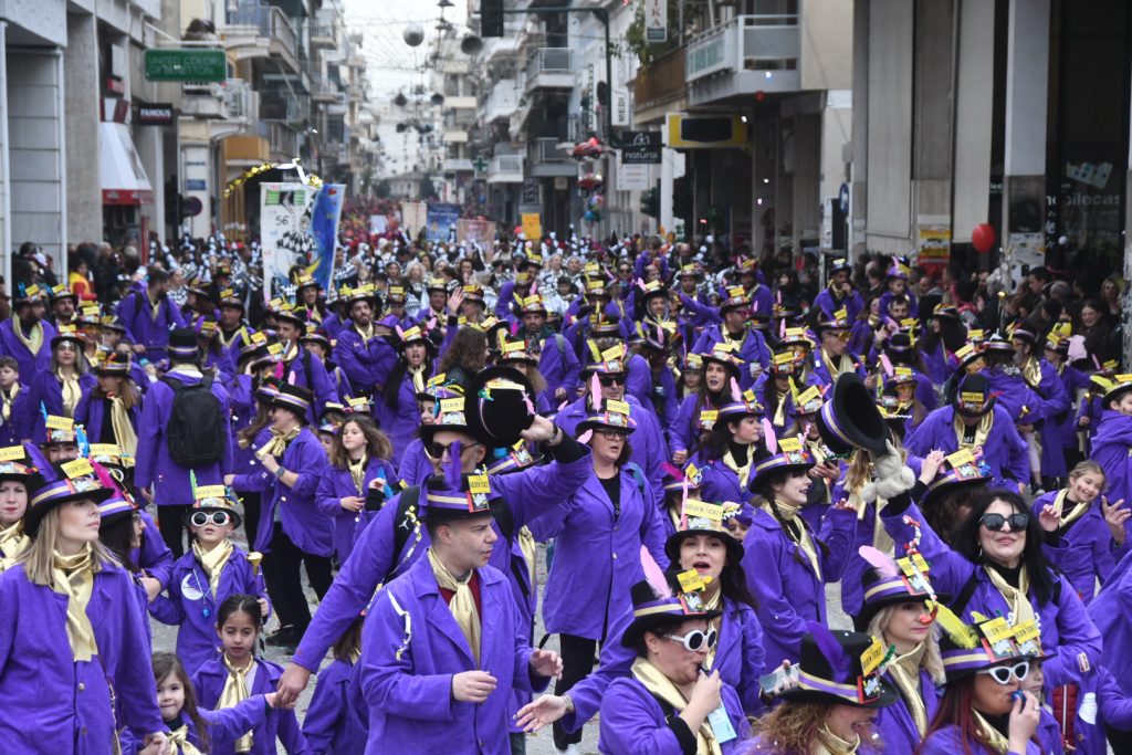 ΠΑΤΡΙΝΟ ΚΑΡΝΑΒΑΛΙ: Δείτε δεκάδες νέες φωτογραφίες από την παρέλαση των μικρών