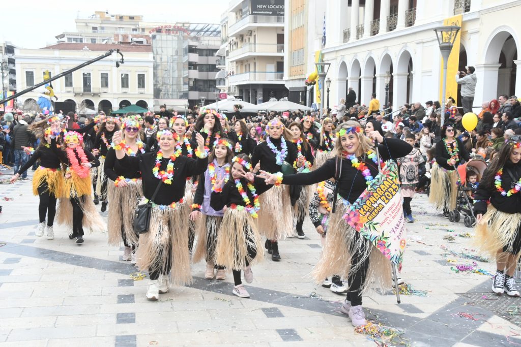 ΠΑΤΡΙΝΟ ΚΑΡΝΑΒΑΛΙ: Δείτε δεκάδες νέες φωτογραφίες από την παρέλαση των μικρών