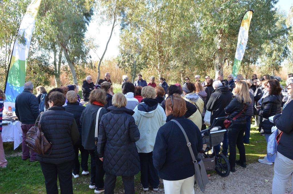 ΦΩΤΟ: Τα μέλη του Πάρκου Εκπαιδευτικών Δράσεων του Δήμου Πατρέων έκοψαν την πρωτοχρονιάτικη πίτα