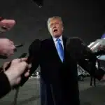 Τι λένε οι οίκοι για τον εμπορικό πόλεμο: Ο Trump προειδοποίησε, οι αγορές δεν τον άκουσαν