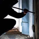 Εξιχνιάστηκαν δύο κλοπές σε σπίτια στο Αίγιο