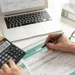 Φορολογικές δηλώσεις 2025: τι αλλάζει, ποιες εκπτώσεις ισχύουν και ποιες είναι οι προθεσμίες - Πλήρης οδηγός