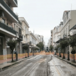 ΠΑΤΡΑ: Η Μαιζώνος σκάφτηκε μέχρι τη Γούναρη! Φωνάζουν οι έμποροι