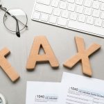 Φόροι: Έρχεται πακέτο με μειώσεις για τη μεσαία τάξη