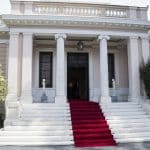 Η τριπλή πρόκληση που αντιμετωπίζει το Μαξίμου