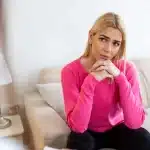 Διαζύγιο: 7 συνήθειες που μπορούν να σας βοηθήσουν να αποφύγετε τη θλίψη και τη μοναξιά μετά τον χωρισμό