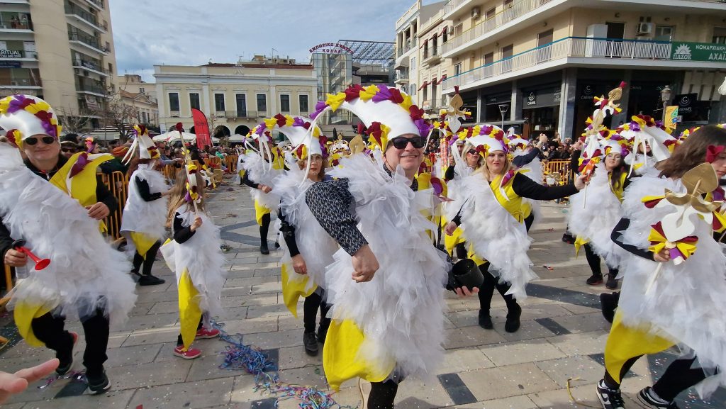 ΔΕΙΤΕ ΦΩΤΟ του FLAMIS.GR απο την μεγάλη παρέλαση (νο 1)