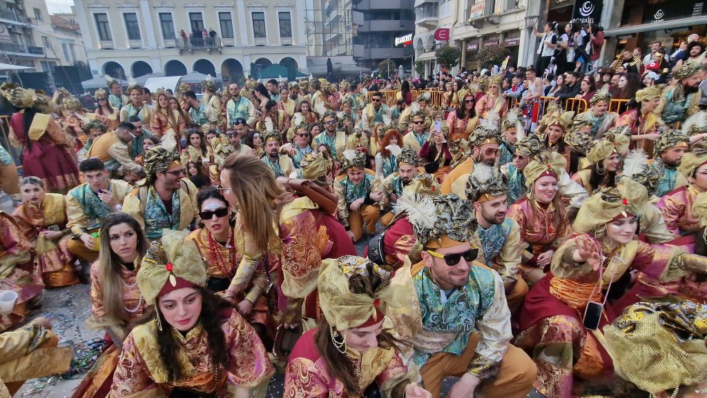 ΔΕΙΤΕ ΦΩΤΟ ΤΟΥ FLAMIS.GR από τη μεγάλη παρέλαση (Νο 3)