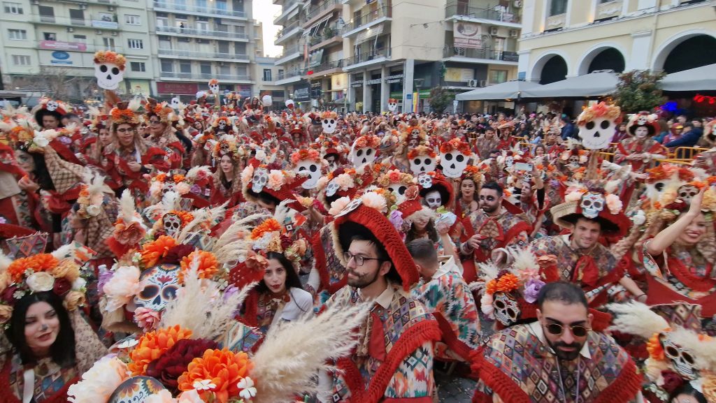 ΔΕΙΤΕ ΦΩΤΟ ΤΟΥ FLAMIS.GR από τη μεγάλη παρέλαση (Νο 3)