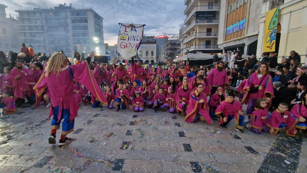 ΔΕΙΤΕ ΦΩΤΟ ΤΟΥ FLAMIS.GR από τη μεγάλη παρέλαση (Νο 3)