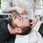 Πώς η Τουρκία έγινε ο παράδεισος της μεταμόσχευσης μαλλιών – Οι τιμές