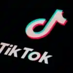 TikTok: Οι viral τάσεις που κυριαρχούν στην Ελλάδα το καλοκαίρι 2025 (tweets)