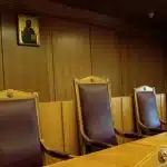 Αθώος 33χρονος στη Θεσσαλονίκη που βοήθησε τη φίλη του σε απόπειρα αυτοκτονίας - «Η ζωή της ήταν αβίωτη»
