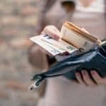 Επιδόματα ΟΠΕΚΑ – ΔΥΠΑ: Πώς θα εκδώσετε την προπληρωμένη κάρτα στο gov.gr
