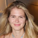 Αμαλία Κωστοπούλου: Η selfie με τον αρραβωνιαστικό της Τζέικ Μέντγουελ κατά τη διάρκεια βόλτας