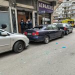 Θεσσαλονίκη: Γυναίκα έπεσε από μπαλκόνι και κατέληξε σε αυτοκίνητο