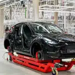 Καταρρέουν οι πωλήσεις της Tesla στην Ευρώπη – Την ξεπερνούν κατά πολύ οι κινεζικές εταιρείες