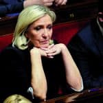 ΛΕΠΕΝ: Θα αντισταθεί ή θα παραδώσει τη σκυτάλη;