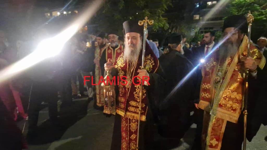 ΠΑΤΡΑ: Το Αγιο Φως έφθασε στην Πάτρα - ΦΩΤΟ ΚΑΙ ΒΙΝΤΕΟ
