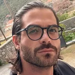 Άρης Μουγκοπέτρος: Ποιος είναι ο Αχαιός μουσικός που ακρωτηριάστηκε από κροτίδα – Η τελευταία του τηλεοπτική εμφάνιση