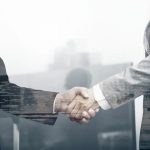 Ρύθμιση 240 δόσεων για χρέη σε δήμους: Τι αλλάζει ο εξωδικαστικός μηχανισμός