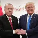 Ύμνοι από Τραμπ για Ερντογάν: «Μου αρέσει, του αρέσω και αυτό τρελαίνει τα μέσα ενημέρωσης»