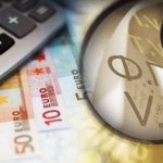 ΦΠΑ: Υποχρεωτικά «με τον μήνα» για τους νέους… και «κατά βούληση» από Οκτώβριο