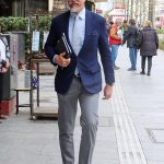 Ο Παύλος Ντε Γκρες βόλταρε στο κέντρο της Αθήνας