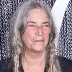 Η Πάτι Σμιθ έγραψε τα απομνημονεύματά της - Θα καλύπτουν στιγμές από την παιδική της ηλικία μέχρι την ανάδειξή της ως σταρ της πανκ ροκ