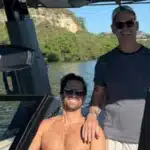 Η Αμαλία Κωστοπούλου ανέβασε φωτογραφία με τον πατέρα και τον αρραβωνιαστικό της σε σκάφος
