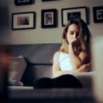 Millennials: Ζουν την ημέρα της μαρμότας – Κρίση μετά την… κρίση