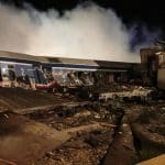 Τέμπη: Τα αναπάντητα ερωτήματα και το πόρισμα Καρώνη (βίντεο)