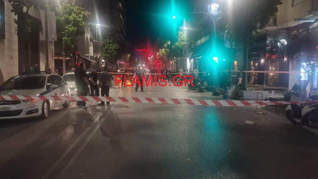 Πανικός στην Γούναρη - Έπεσαν μάρμαρα απο πολυκατοικία - Χτυπήθηκε άνδρας στο κεφάλι - ΦΩΤΟ