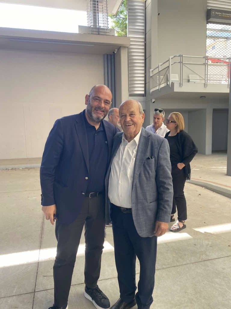 ΠΑΤΡΑ: Ο Ιάσων Φωτήλας μας ξεναγεί στο νέο σταθμό ΚΤΕΛ - ΔΕΙΤΕ ΠΩΣ ΕΙΝΑΙ ΣΤΟ ΕΣΩΤΕΡΙΚΟ ΤΟΥ