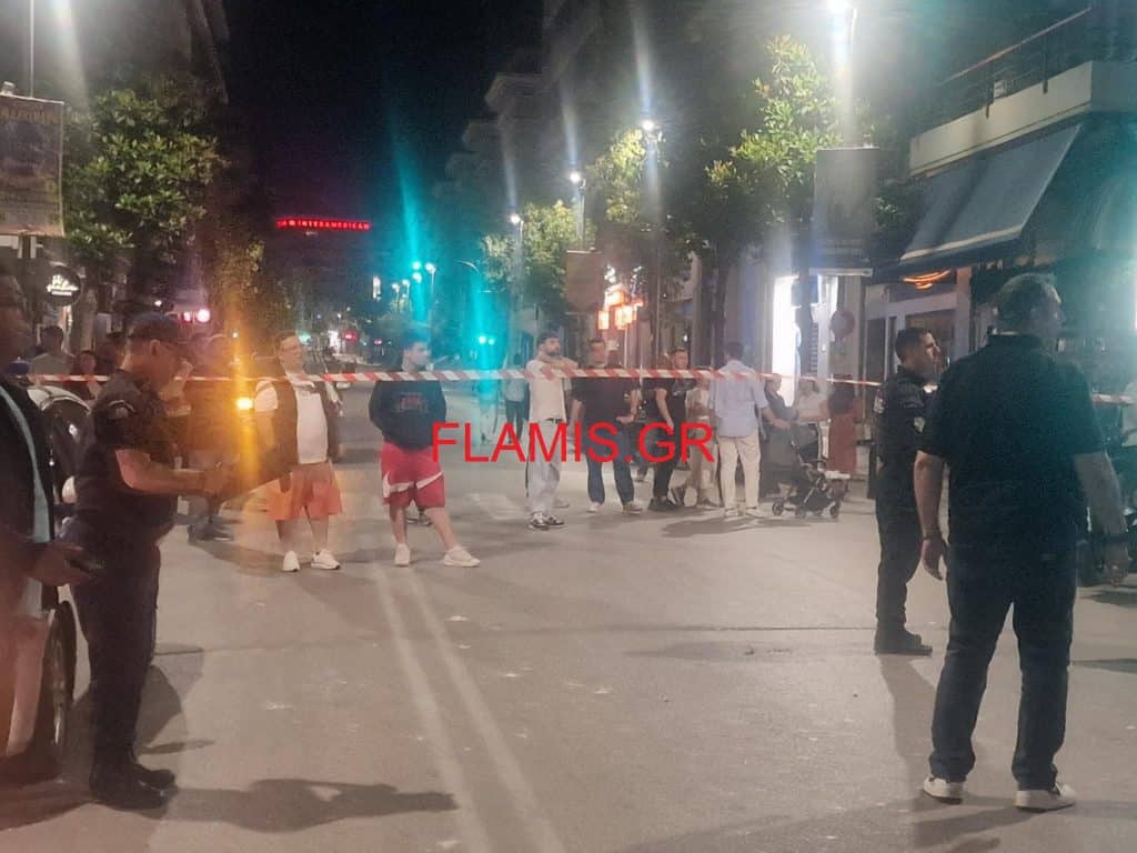 Πανικός στην Γούναρη - Έπεσαν μάρμαρα απο πολυκατοικία - Χτυπήθηκε άνδρας στο κεφάλι - ΦΩΤΟ