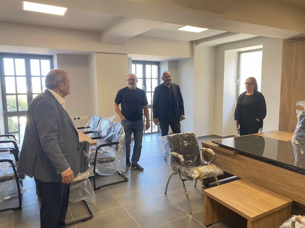 ΠΑΤΡΑ: Ο Ιάσων Φωτήλας μας ξεναγεί στο νέο σταθμό ΚΤΕΛ - ΔΕΙΤΕ ΠΩΣ ΕΙΝΑΙ ΣΤΟ ΕΣΩΤΕΡΙΚΟ ΤΟΥ