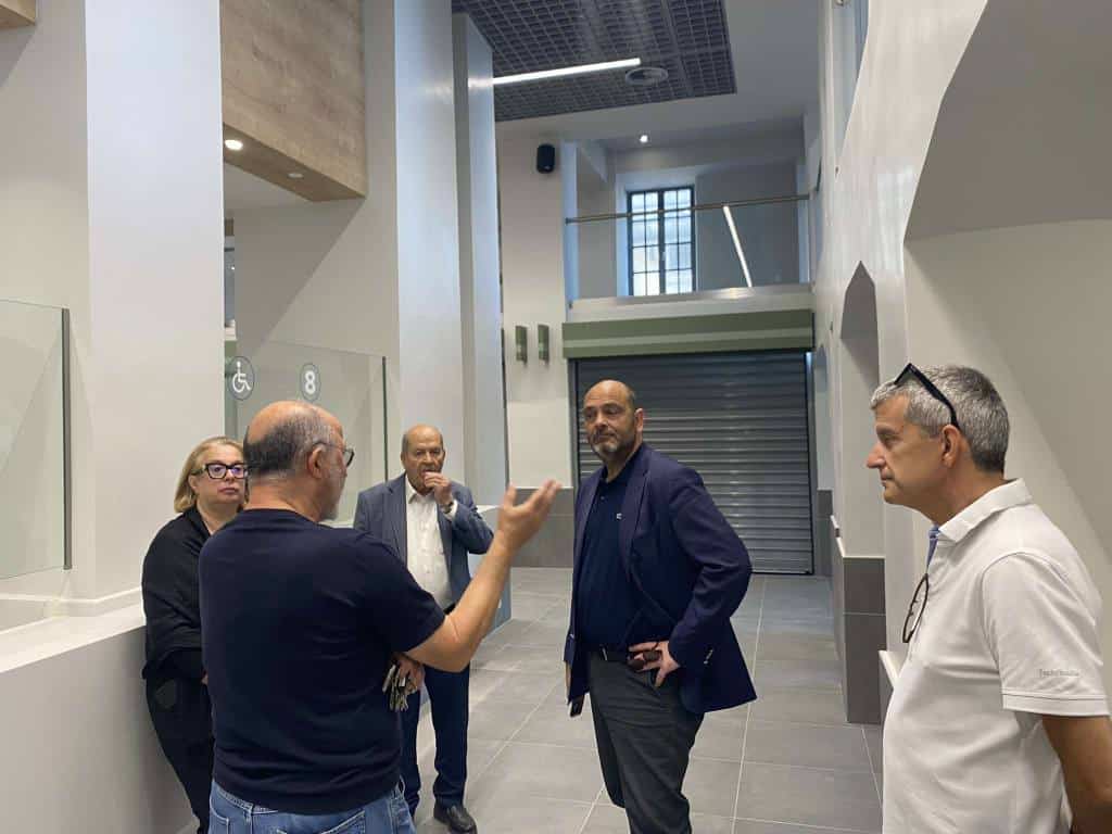 ΠΑΤΡΑ: Ο Ιάσων Φωτήλας μας ξεναγεί στο νέο σταθμό ΚΤΕΛ - ΔΕΙΤΕ ΠΩΣ ΕΙΝΑΙ ΣΤΟ ΕΣΩΤΕΡΙΚΟ ΤΟΥ