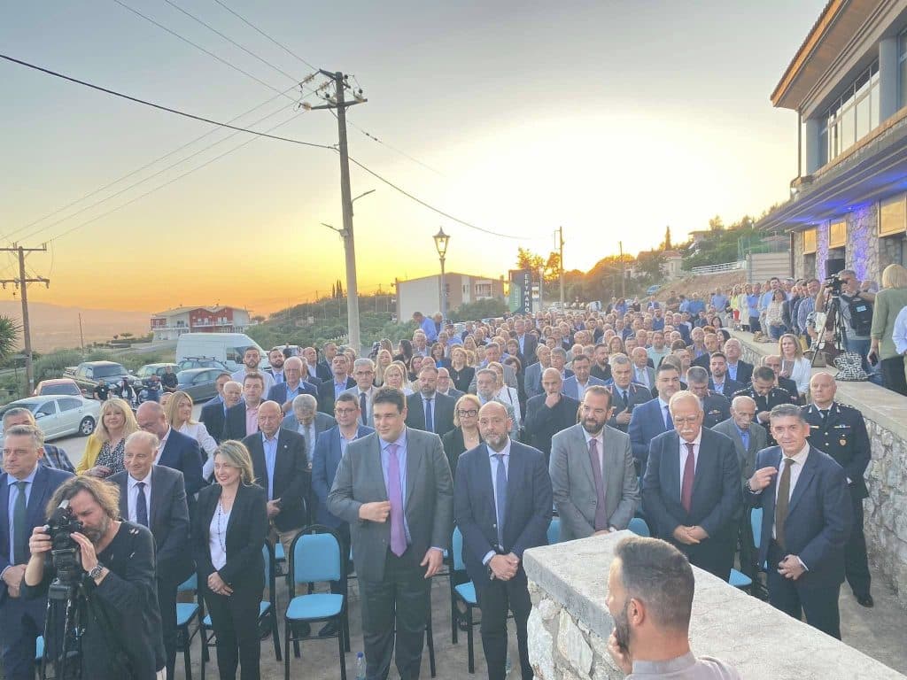ΦΩΤΟ - ΒΙΝΤΕΟ: ΕΓΚΑΙΝΙΑΣΤΗΚΕ ΤΟ ΝΕΟ ΔΗΜΑΡΧΕΙΟ ΕΡΥΜΑΝΘΟΥ: Χρηµατοδότηση 1,5 εκατ. ευρώ για έργα οδοποιίας ανακοίνωσε ο υπουργός Εσωτερικών