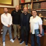 Συνάντηση του Ιάσονα Φωτήλα με τους εξωτερικούς φρουρούς της φυλακής