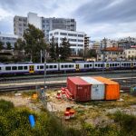 Οι Ιταλοί ρίχνουν €360 εκατ. στον ελληνικό σιδηρόδρομο και παίρνουν πάνω από €450 εκατ. σε έργα υποδομής και ασφάλειας