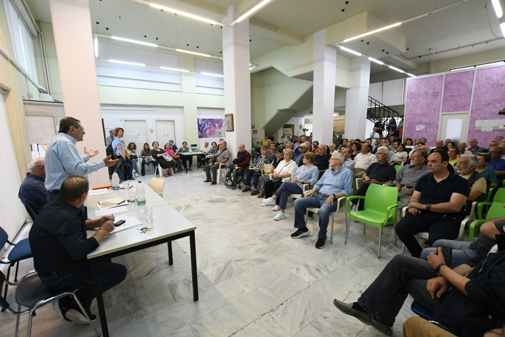 ΔΕΙΤΕ ΦΩΤΟ: Τι είπε ο Κώστας Πελετίδης στους κατοίκους της Αγυιάς