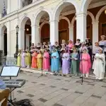 ΠΑΤΡΑ: Η “πανσέληνος των λουλουδιών” - ΦΩΤΟ