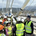 Πενήντα φοιτητές από το Imperial College του Λονδίνου, στη Γέφυρα Ρίου Αντιρρίου