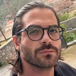 Ο Άρης Μουγκοπέτρος παίζει ξανά κλαρίνο και συγκινεί τους followers του