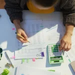 ΦΠΑ: Αλλάζει το «τοπίο» για τις επιχειρήσεις – Απλοποιούνται οι εξ αποστάσεως αγορές