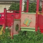 ΠΑΤΡΑ - ΦΩΤΟ: Ζούγκλα η παιδική χαρά στην Πλατεία Κεκάτου