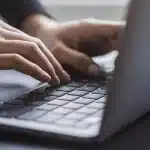 Youth Pass: Πάνω από 147.000 αιτήσεις από νέους 18 και 19 ετών