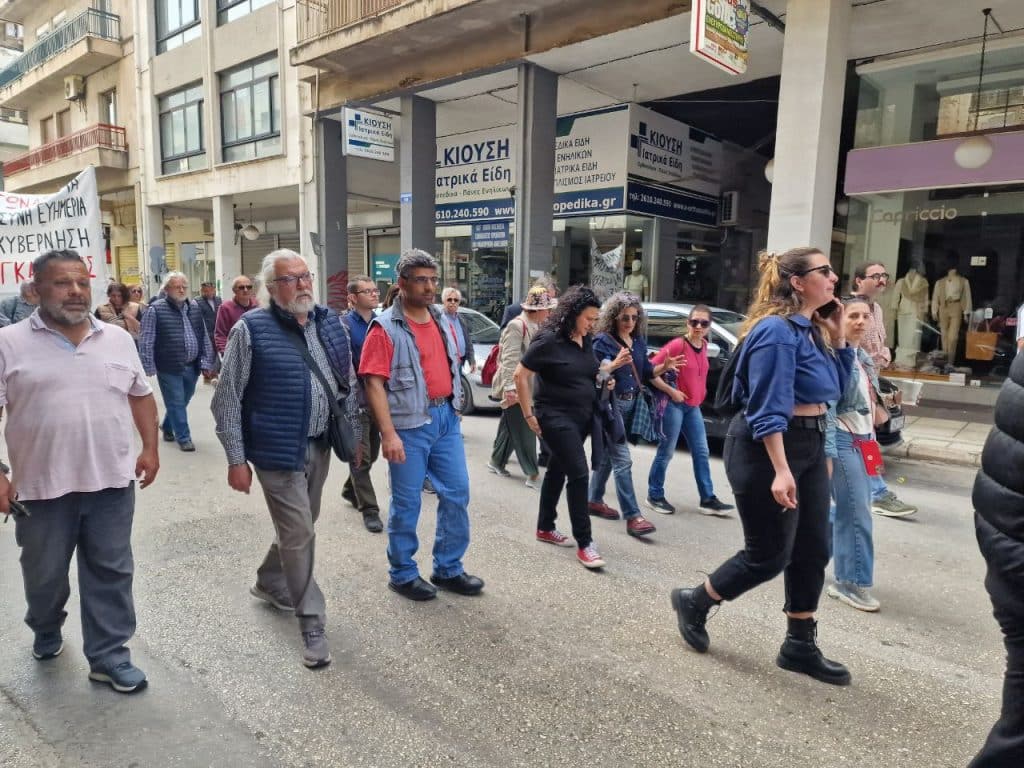 ΠΑΤΡΑ: Χιλιάδες στην πορεία για την Πρωτομαγιά - ΦΩΤΟ ΚΑΙ ΒΙΝΤΕΟ
