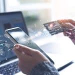 Η κάρτα φεύγει το κινητό έρχεται και στα ΑΤΜ -Πώς θα κάνουμε ανάληψη μετρητών
