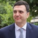 Κικίλιας: Μείωση έως 32% στα εισιτήρια για οικογένειες και παρέες με τα ταχύπλοα